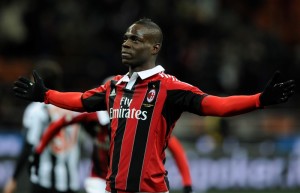 Mario Balotelli se despide del Milan