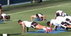 as espectaculares flexiones de pecho de Cristiano Ronaldo.