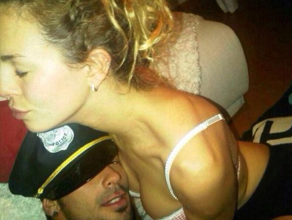 'Pocho' Lavezzi y Yanina Screpante en fotos íntimas