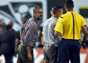 Guardiola se enojó con el DT rival y le negó el saludo ignorándolo
