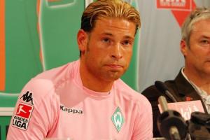 Arquero del Hoffenheim estará en la lucha libre