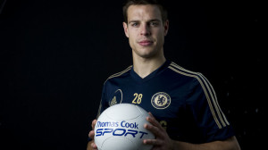 Chelsea extiende el contrato de César Azpilicueta