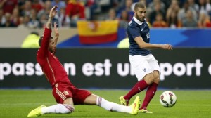 Golazo de Francia en la victoria sobre España