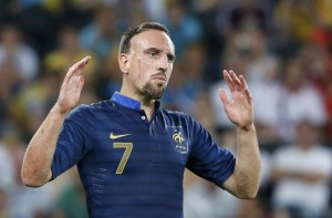 Platini amenaza a Ribery