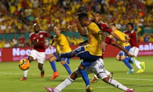 Brasil derrotó 1-0 a Colombia