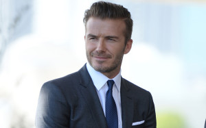 luego de retirarse del fútbol hace algo más de un año, David Beckham afirmó entre risas que sólo se ha reducido a ser el “taxista” de sus hijos y que extraña mucho el Manchester United, Real Madrid, pero por sobre todo la selección inglesa.