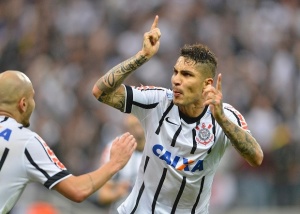 Paolo Guerrero lideró la gran remontada del Corinthians que se llevó el “Clásico Majestuoso” ante el sao paulo