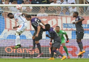 Marsella derrotó 2-0 a Toulouse