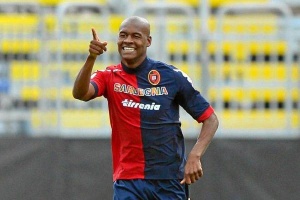 Víctor Ibarbo marcó golazo en el Cagliari-Milan