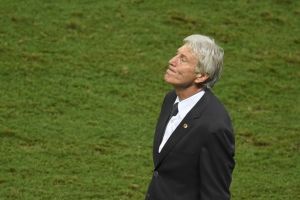 Falleció la madre de José Pékerman