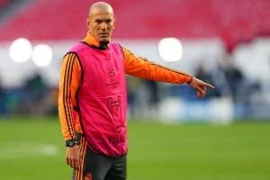 Zidane fue sancionado por entrenar al Castilla
