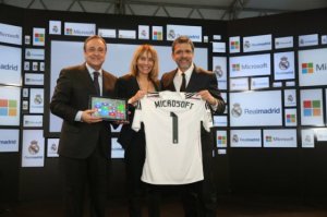 Real Madrid sella acuerdo con Microsoft por un valor de 24 millones de euros por cuatro temporadas.
