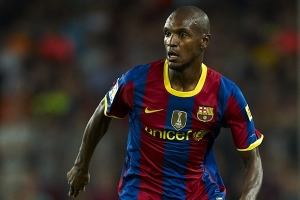 Abidal vuelve al Barça luego de un fugaz paso por el AS Mónaco y Olympiakos de Grecia.