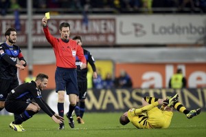 Marco Reus estará de baja durante tres meses debido a una rotura de ligamentos externos del tobillo derecho.