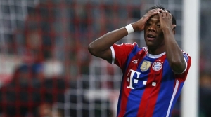 David Alaba sufre una rotura parcial del ligamento interno en el Bayern Munich vs AS Roma.