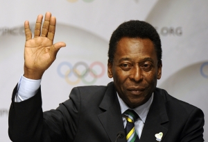 Pelé ingresado de urgencia en un hospital