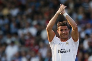 Cristiano Ronaldo recibe 9 mil euros