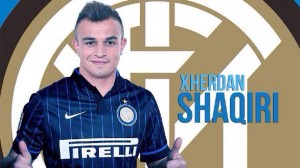 Bayern Munich presta a Shaquiri al Inter de Milán.