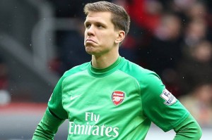 Arsenal multa a Szczesny por fumar en las duchas y Ospina espera el voto de confianza