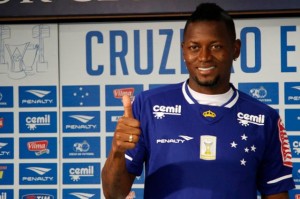 Duvier Riascos hizo su presentación oficial con el Cruzeiro de Belo Horizonte