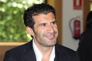 Luis Figo habla de Messi y Ronaldo