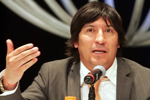 Zamorano cree que Falcao puede revertir su situación en el United