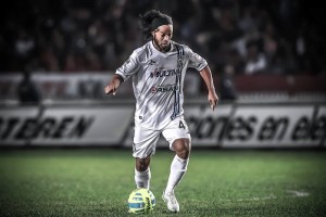 Ronaldinho Gaúcho en el Querétaro