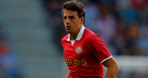 Santiago Arias renueva con el PSV
