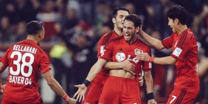 El Atlético ya lo pierde en Alemania, Çalhanoğlu con un golazo pone en ventaja al Leverkusen y lo celebra como CR7.