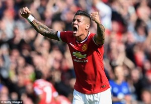 Manchester United goleó 3-0 al Cambridge City en Old Trafford.