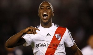Éder Álvarez Balanta en River Plate