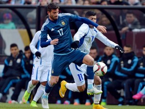 Argentina derrotó 2-0 a El Salvador sin Lionel Messi