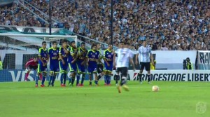 Enorme jugada preparada de Racing que terminó en gol de Brian Fernández