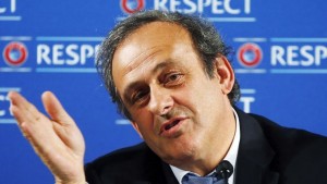 Platini seguirá al frente de la UEFA por tercer mandato consecutivo