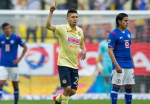 América venció por la mínima al Cruz Azul en el Estadio Azteca