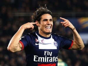 Cavani no se marcha del PSG, dijo el presidente del club parisino