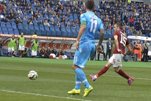 Finaliza el partido: Roma 1-0 Napoli (25' Pjanic)-