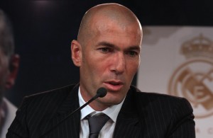 Zidane confirma el interes del Real Madrid por un jugador del Liverpool