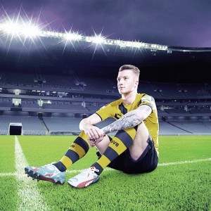 Marco Reus y otras estrellas del fútbol mundial estrenarán los nuevo EvoSpeed de Puma.