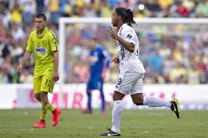 ¿Qué hizo Ronaldinho en 9 minutos en el Estadio Azteca? ✓2 goles. ✓Goleada de Quéretaro. ✓Ovación de todo El Estadio.