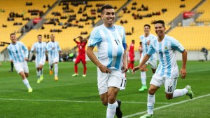 El capitán de la Selección fue el autor de los goles argentinos y el futbolista más destacado en el inicio del Mundial. SUB 20: Ángel Correa.