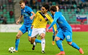 Abel Aguilar no estará en la Copa América de Chile debido a una lesión