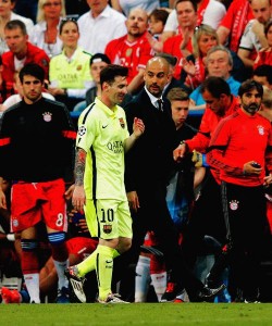 Leo #Messi y Pep Guardiola en el entretiempo del partido en el Allianz Arena.
