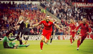 Con gol de Gareth Bale, Gales derrotó 1-0 a Bélgica y se asegura el primer puesto de su grupo B.