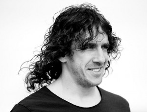 Puyol afirmó que alcanzó a pensar seguir en el fútbol sin cobrar un solo peso en el FC Barcelona