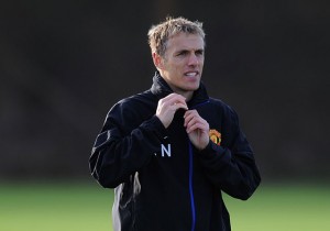 Phil Neville se marcha al Valencia para ayudar como asistente técnico