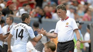 Van Gaal: "Confío en Chicharito ahora que Falcao y van Persie ya no están"