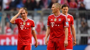 Lahm afirmó que no quiere que Bastian salga del Bayern pues ha jugado con él desde los 16 años.