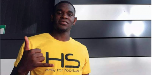 Duván Zapata es nuevo futbolista del Udinese tras dos temporadas en el Napoli.