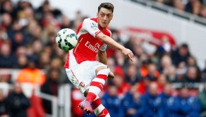 Lehmann: "Özil no puede seguir siendo un jugador mediocre en los partidos importantes